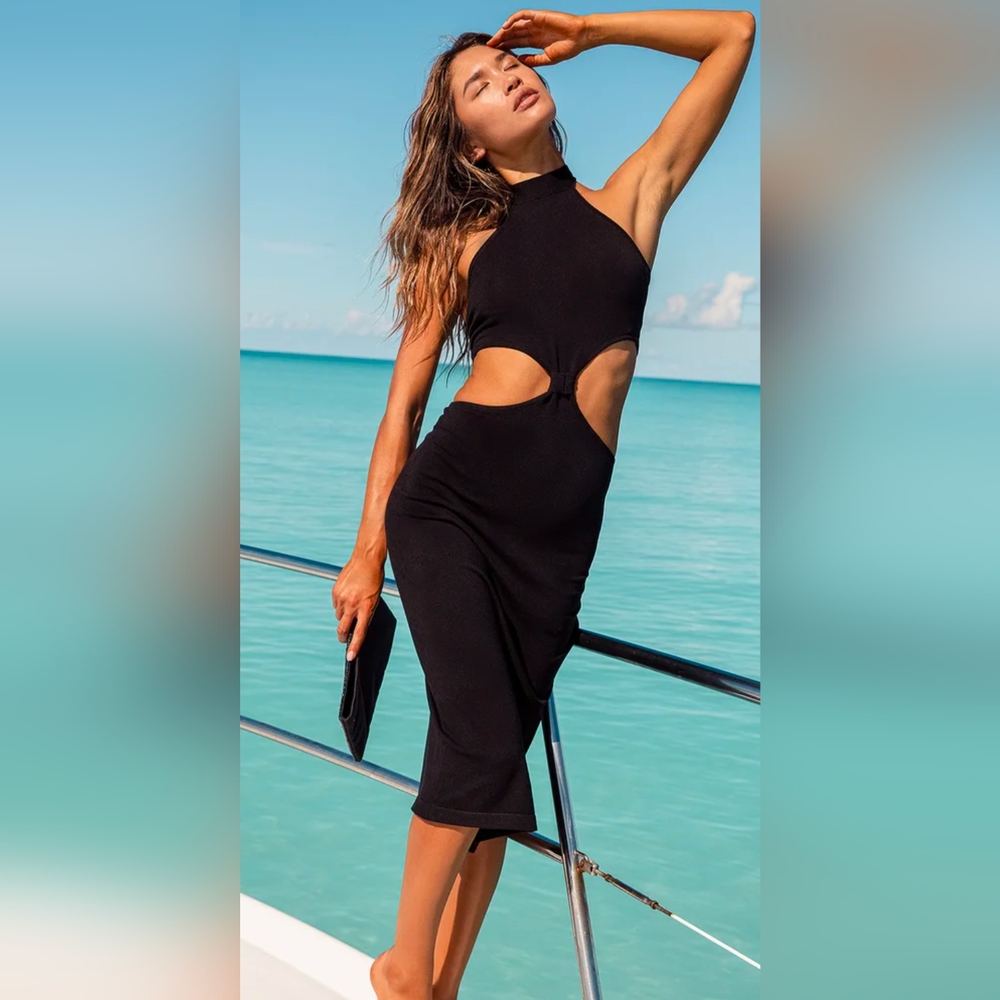 Lulus Loving It Black Knit Cutout Halter Bodycon Midi Dress Sz M NWOT